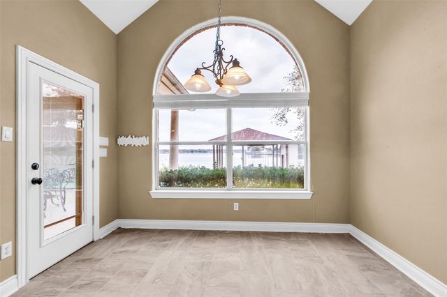 14030 Shoreline Drive, Willis, TX 77318