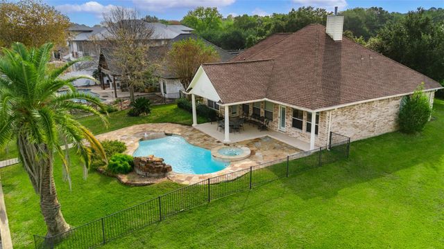 14030 Shoreline Drive, Willis, TX 77318