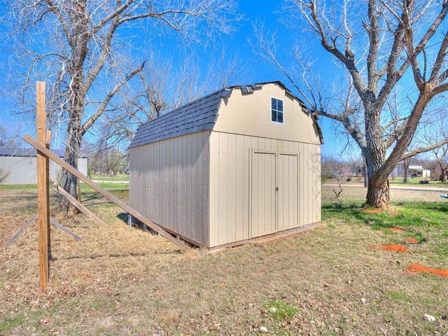 2533 SW 16th Street, Newcastle, OK 73065