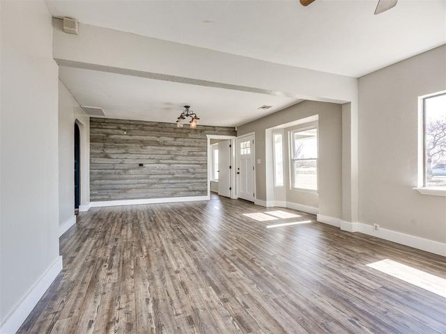 2533 SW 16th Street, Newcastle, OK 73065