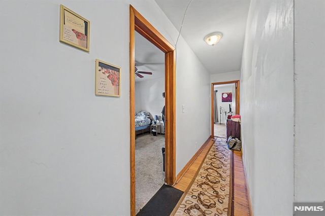 21 Lexington Avenue, Wallington, NJ 07057