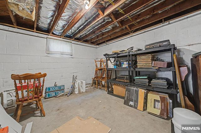 21 Lexington Avenue, Wallington, NJ 07057
