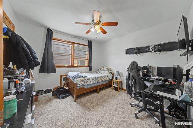 21 Lexington Avenue, Wallington, NJ 07057