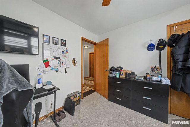 21 Lexington Avenue, Wallington, NJ 07057
