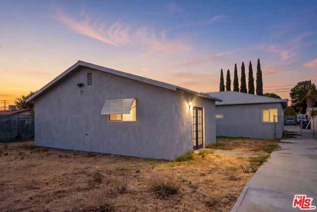 42215 52nd Street, Lancaster, CA 93536