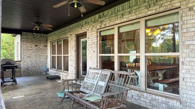 137 Mill Creek Drive, Greenbrier, AR 72058