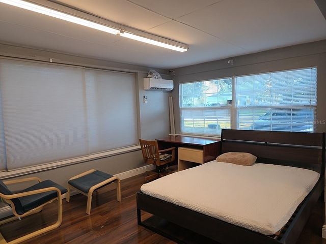 4713 W EL PRADO BOULEVARD, Tampa, FL 33629