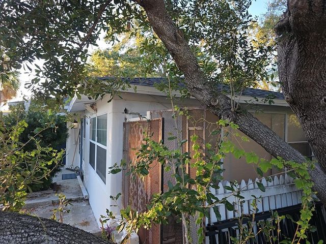 4713 W EL PRADO BOULEVARD, Tampa, FL 33629