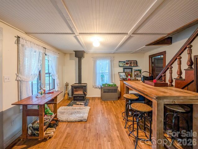 87 Henderson Lane, Burnsville, NC 28714