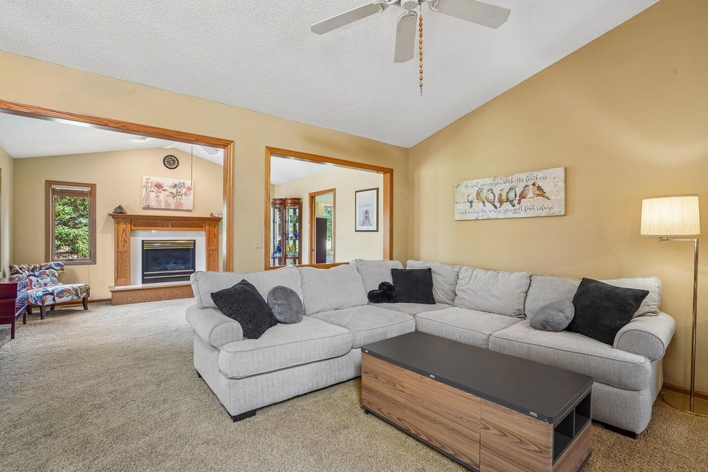 9126 Windsor Lane N, Brooklyn Park, MN 55443 — photo 3
