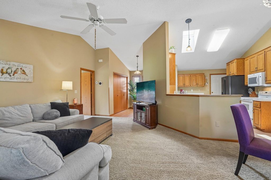 9126 Windsor Lane N, Brooklyn Park, MN 55443 — photo 4