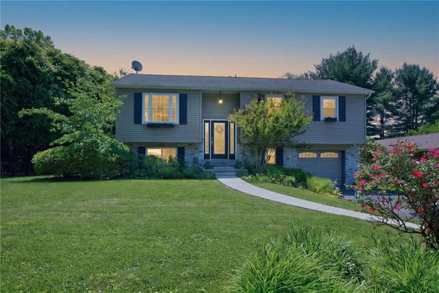 1052 Debbie Lane, Salisbury Twp, PA 18103