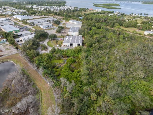 1775 industrial park, Punta Gorda, FL 33982