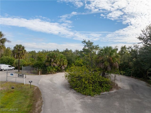 1775 industrial park, Punta Gorda, FL 33982
