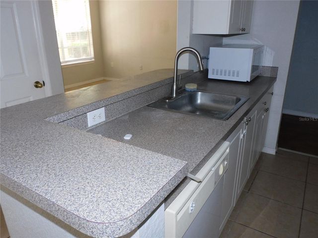 824 GRAND REGENCY POINT 102, Altamonte Springs, FL 32714