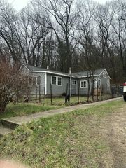 1217 Marsh Road, Plainwell, MI 49080