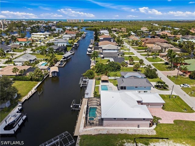 4817 Esplanade ST, Bonita Springs, FL 34134
