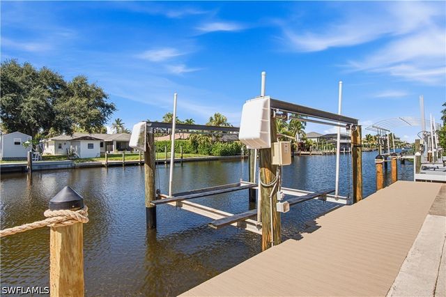 4817 Esplanade ST, Bonita Springs, FL 34134