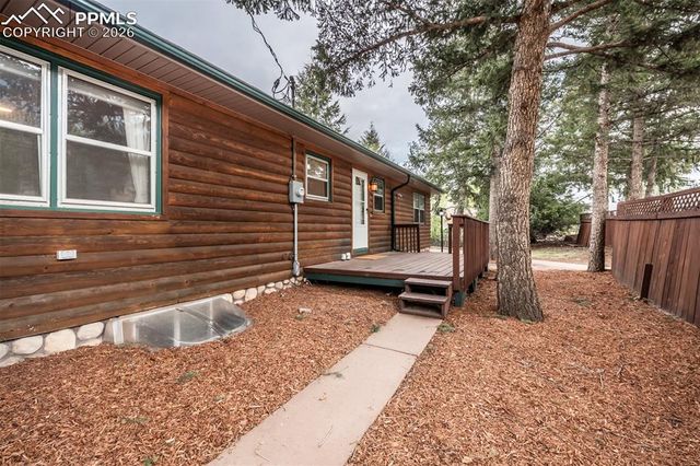 8850 Chipita Park Road, Cascade, CO 80809