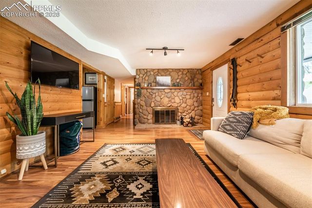 8850 Chipita Park Road, Cascade, CO 80809