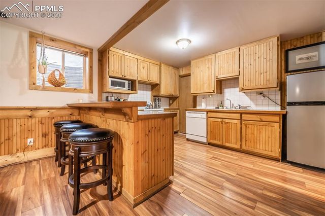 8850 Chipita Park Road, Cascade, CO 80809