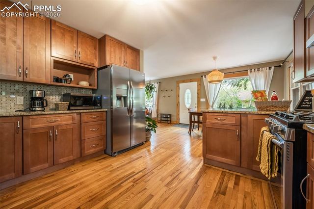 8850 Chipita Park Road, Cascade, CO 80809