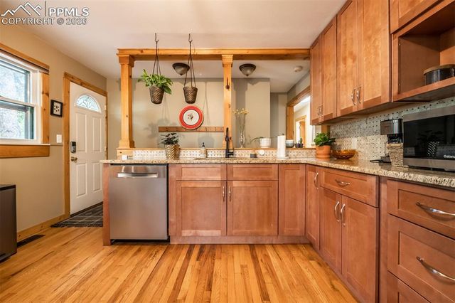 8850 Chipita Park Road, Cascade, CO 80809