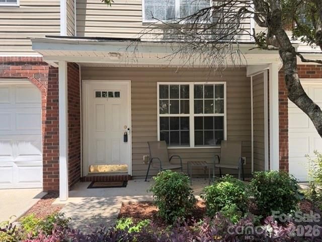 8053 Christmas Court, Charlotte, NC 28216
