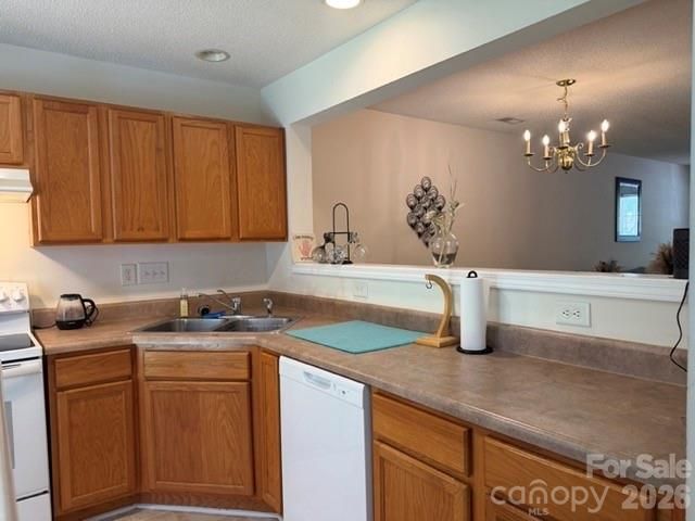 8053 Christmas Court, Charlotte, NC 28216