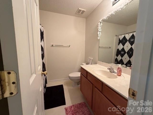 8053 Christmas Court, Charlotte, NC 28216