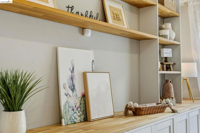 713 Lido Dr, Livermore, CA 94550