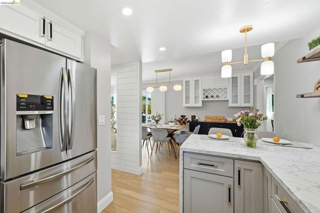 713 Lido Dr, Livermore, CA 94550