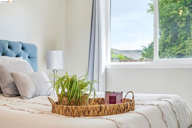 713 Lido Dr, Livermore, CA 94550