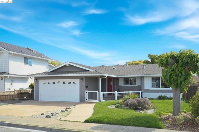 713 Lido Dr, Livermore, CA 94550