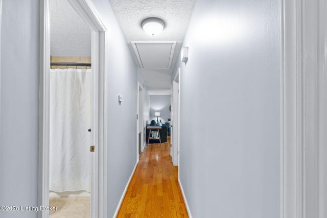 977 Waterford Rd, Mt Washington, KY 40047