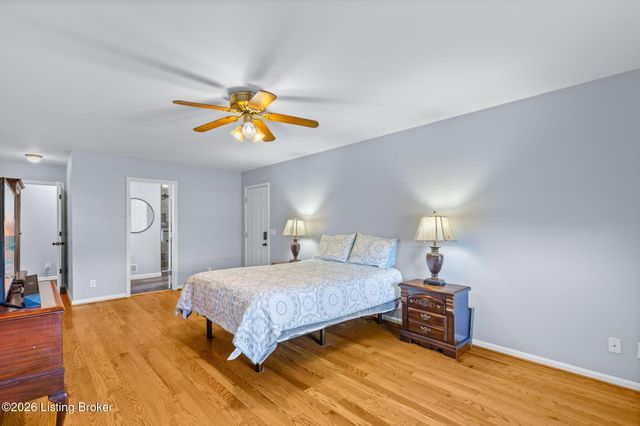 977 Waterford Rd, Mt Washington, KY 40047