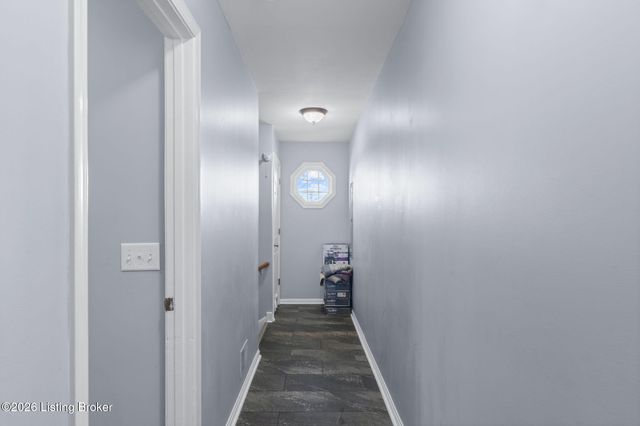 977 Waterford Rd, Mt Washington, KY 40047