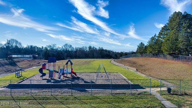 977 Waterford Rd, Mt Washington, KY 40047