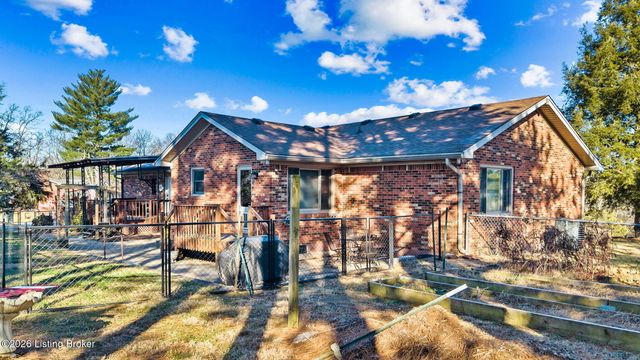 977 Waterford Rd, Mt Washington, KY 40047