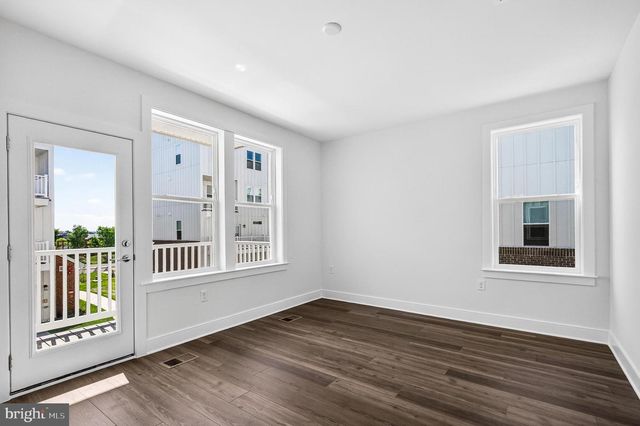 19808 LAVENDER DUST SQ, Ashburn, VA 20147