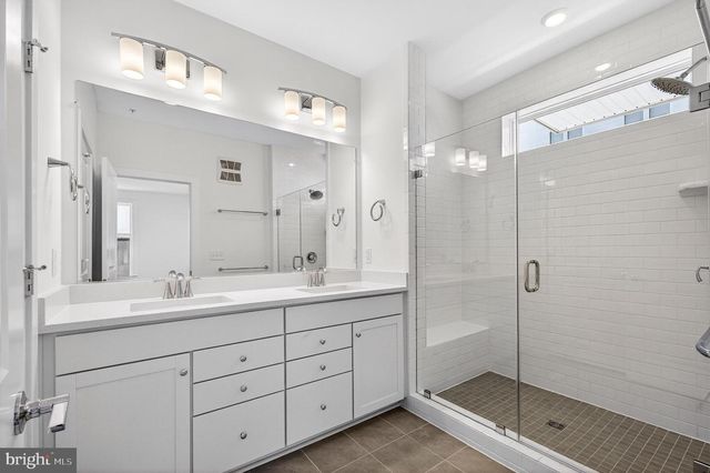 19808 LAVENDER DUST SQ, Ashburn, VA 20147