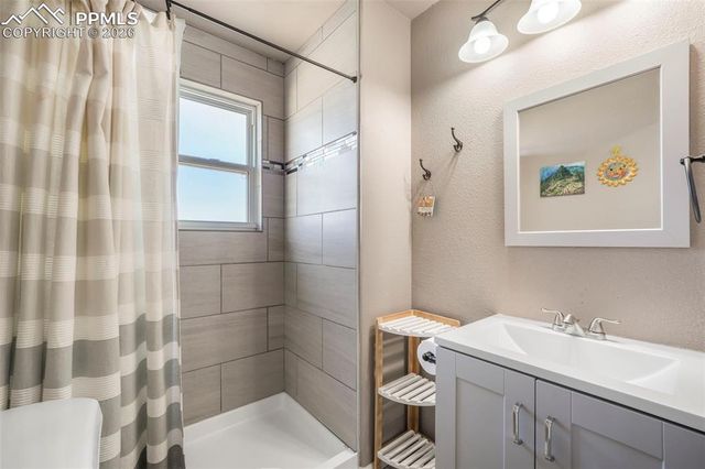 9525 Bar B Road, Fountain, CO 80817