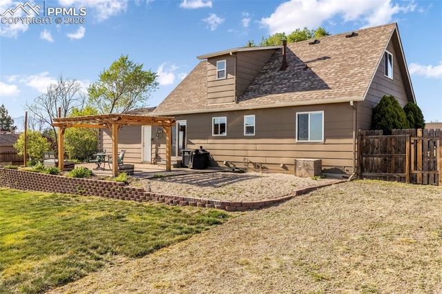 9525 Bar B Road, Fountain, CO 80817