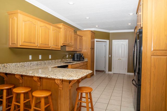 342 Masters Court, Hustonville, KY 40437