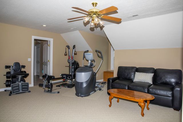 342 Masters Court, Hustonville, KY 40437