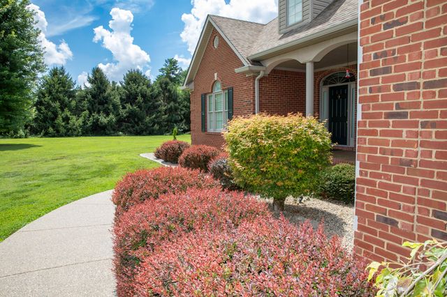 342 Masters Court, Hustonville, KY 40437