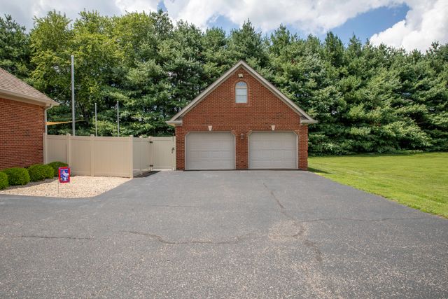 342 Masters Court, Hustonville, KY 40437