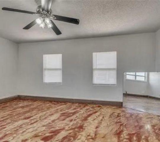 809 Englewood Road, Del City, OK 73115