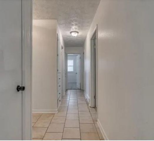 809 Englewood Road, Del City, OK 73115