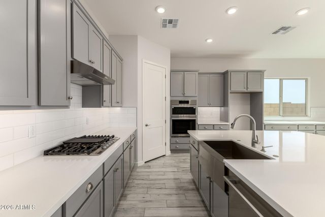 8820 N 173RD Avenue, Waddell, AZ 85355